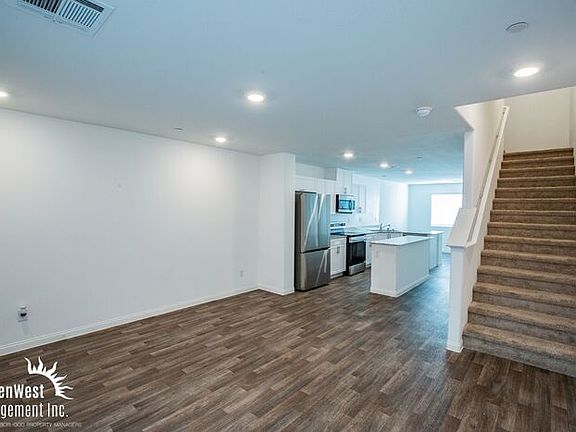 2nd image of 5669 Fathom Blue St