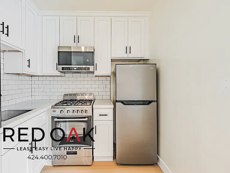 1822 Garfield Pl #14 — Photo 9
