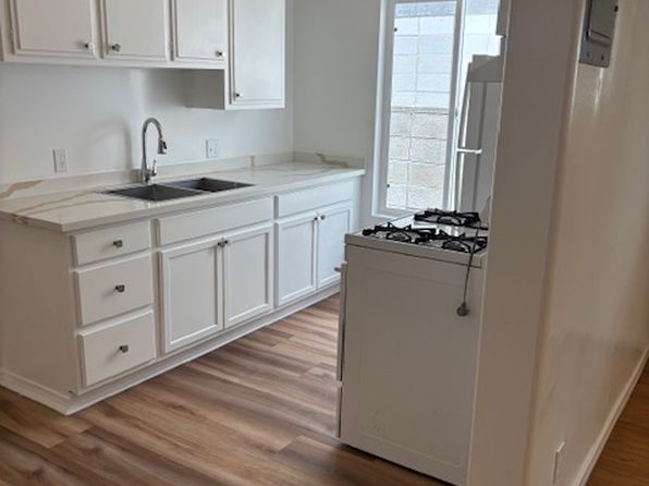 715 Ocean Front Walk #1
