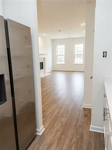 802 Carroll St — Photo 5