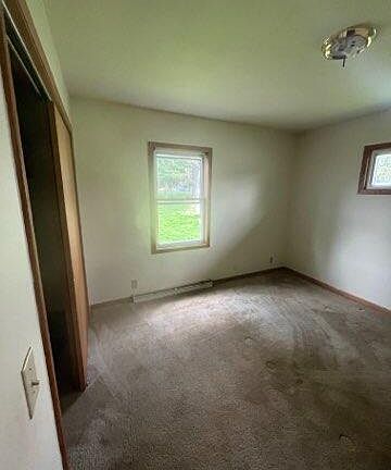 3rd image of 109 Sloan Cir