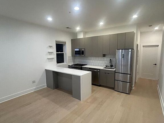 2nd image of 705 Irving St NW Unit 201