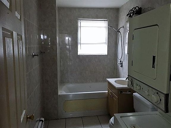 2nd image of 182 Union St #2