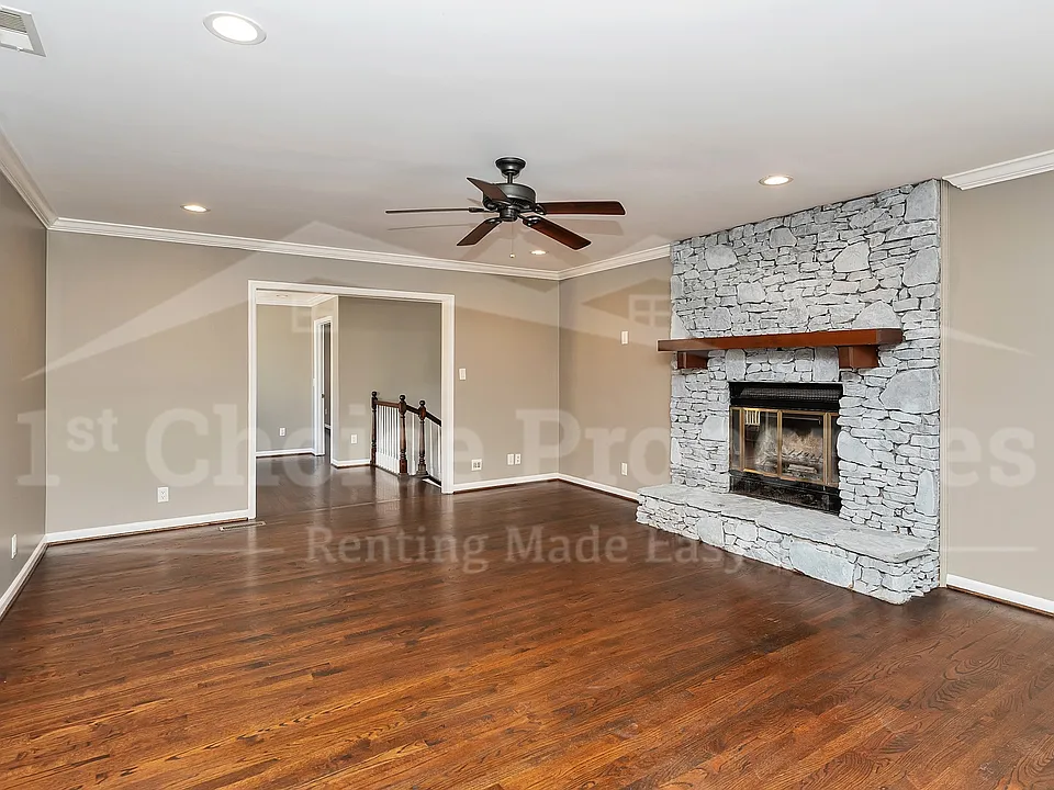 2005 Chestnut Rd
