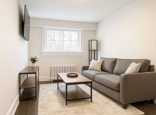 7 Brule Ter #13, Toronto, ON M6S 1M2