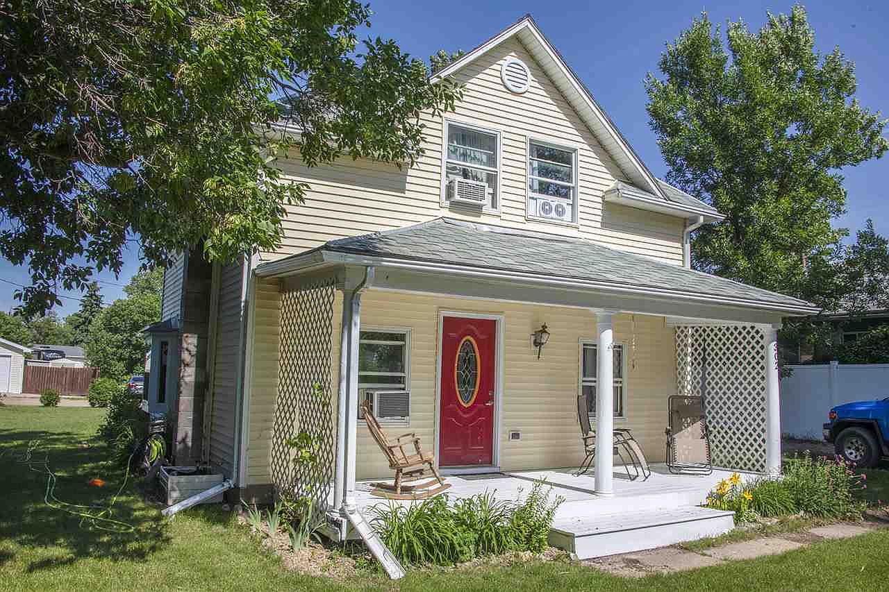 302 Main St S, Des Lacs, ND 58733 Zillow