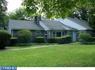 1104 Greentree Ln, Penn Valley, PA 19072