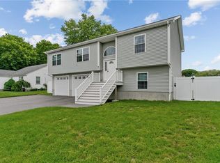 92 Dewolf Ave, Bristol, RI 02809