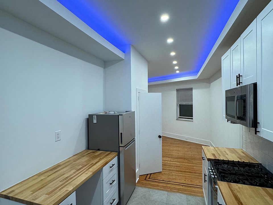 1st image of 1910 E Passyunk Ave #2