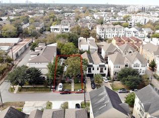 1303 Birdsall St, Houston, TX 77007