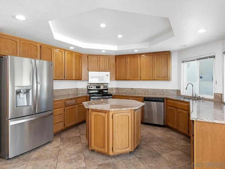 12520 Camberwell Ct — Photo 6
