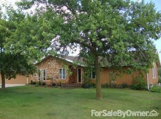 534 Lake Rd, Norway, MI 49870