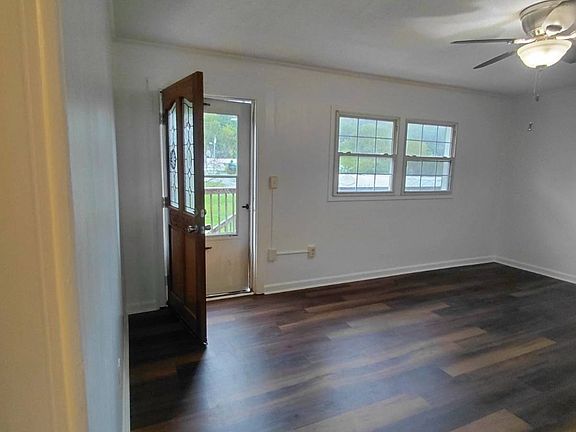 4th image of 2108 Berea Dr
