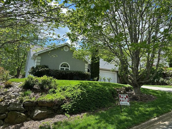 32 Stonebridge Dr