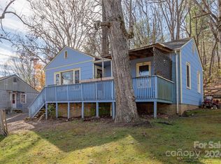 109 N Fork Rd, Black Mountain, NC 28711