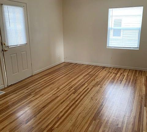 Living room, new floors, new paint
