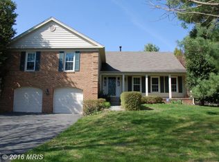24 Lily Pond Ct, Rockville, MD 20852
