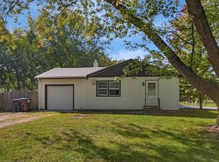 360 Old Hickory Rd, New Lenox, IL 60451