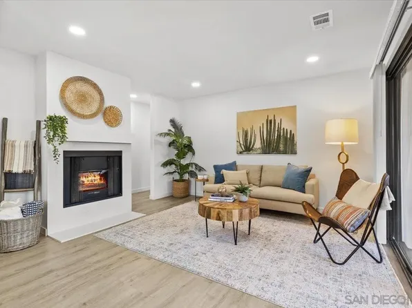 10652 Dabney Dr APT 143, San Diego, CA 92126