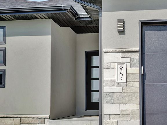 3rd image of 6363 Verano Dr
