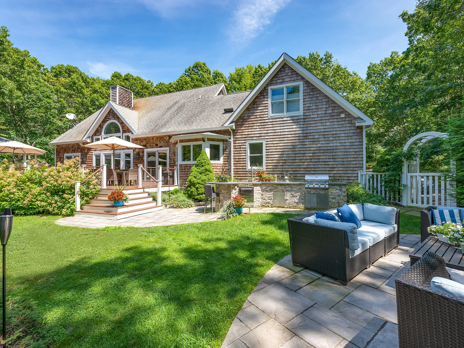 Sag Harbor — Photo 1