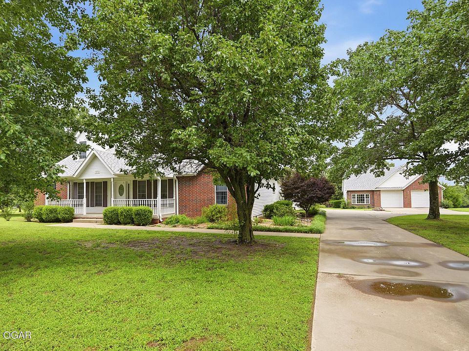 1st image of 3532 Willow Ln