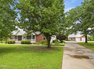 3532 Willow Ln, Loma Linda, MO 64804