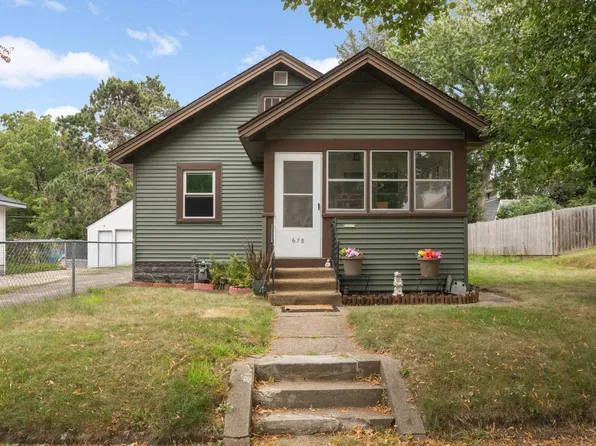 678 Hazel St N, Saint Paul, MN 55119