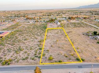 409 Luna Azul Dr, Chaparral, NM 88081