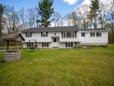 47 Colony Rd, Fitchburg, MA, 01420