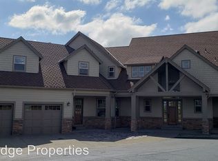 25144 SW Petes Mountain Rd, West Linn, OR 97068