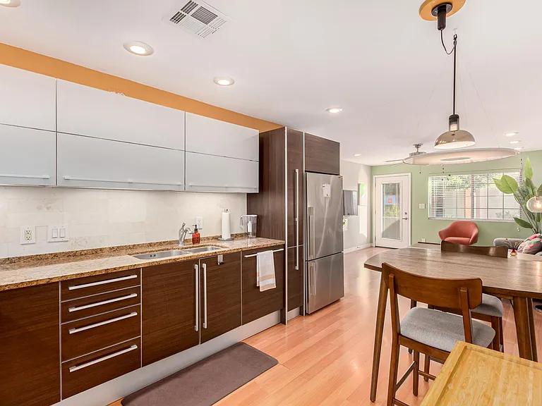1850 E Maryland Ave #46 — Photo 5