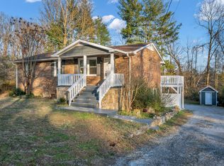 120 Robin Hood Rd, Dickson, TN 37055