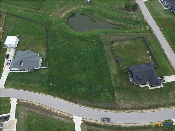 4th image of 996 Inka Rd