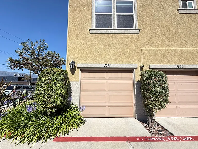 5096 Plaza Promenade — Photo 14