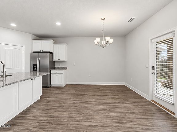 5th image of 329 Highbrook Rd