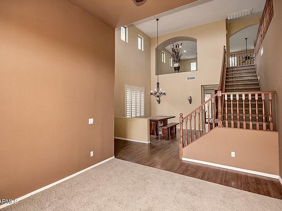 4th image of 2716 W Cedarwood Ln