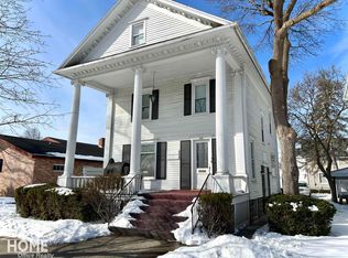 329 N Ball St, Owosso, MI 48867