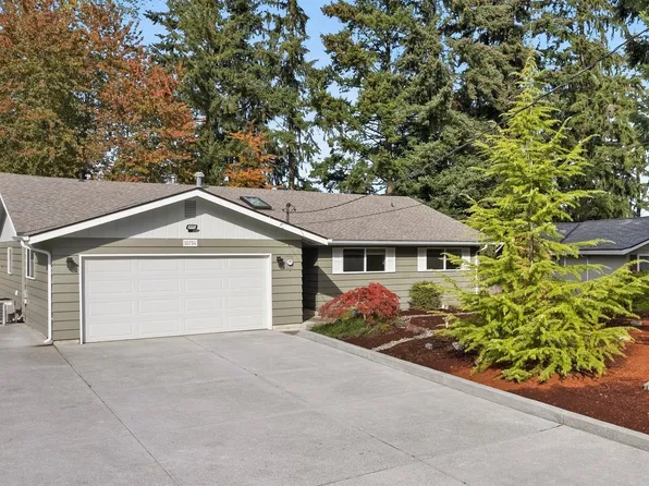 10734 Rampart Drive E, Puyallup, WA 98374