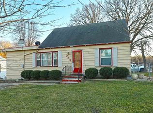 1 E Pleasant View Dr, Des Moines, IA 50315