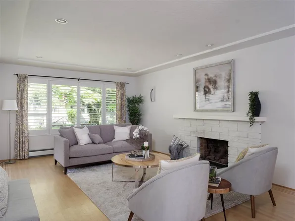 2850 W 14th Ave, Vancouver, BC V6K 2X4