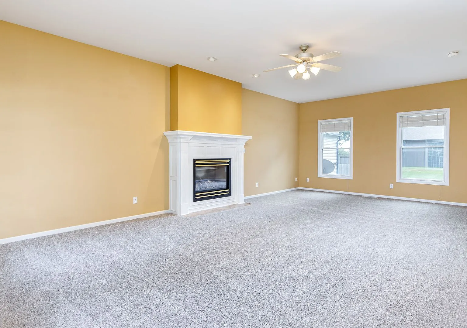 2620 Camden Dr. — Photo 4