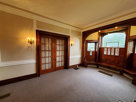 5th image of 756 Madison Ave #100