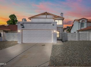 5026 W Gelding Dr, Glendale, AZ 85306