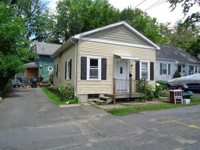 33 Maine Ave #R, Easthampton, MA, 01027