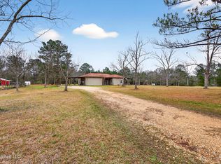 80 Los Nogales Blvd, Poplarville, MS 39470