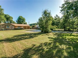 7357 Craig St, Fort Worth, TX 76112