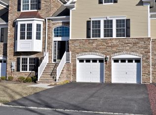 5 Kovach Ct, West Orange, NJ 07052