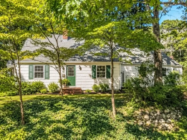 39 Lookout Rd, Mountain Lakes Boro, NJ 07046