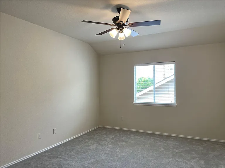 1013 Camp Verde Dr — Photo 13
